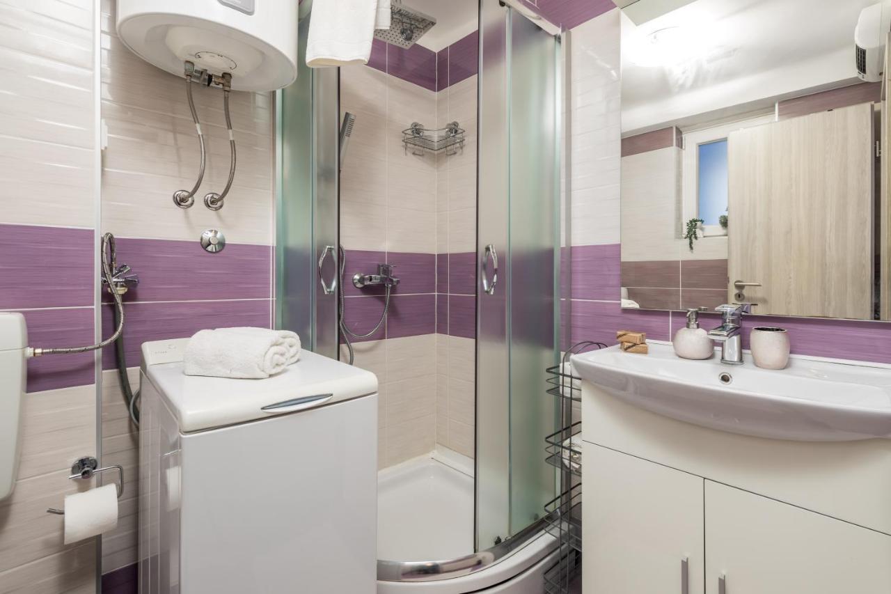 רייקה Main View Apartment מראה חיצוני תמונה