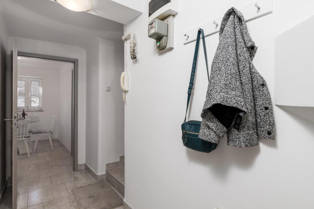 רייקה Main View Apartment מראה חיצוני תמונה